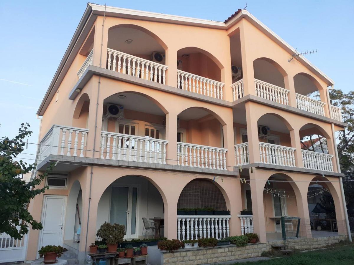 Apartments Dujlovic Привлака Экстерьер фото